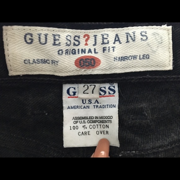 High Rise Guess Shorts! - Picture 4 of 5